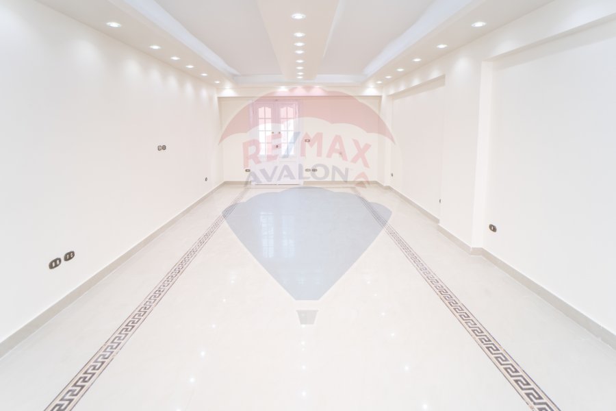 apartment for Sale 160 m Zizinia (steps from Abu Qir Street)