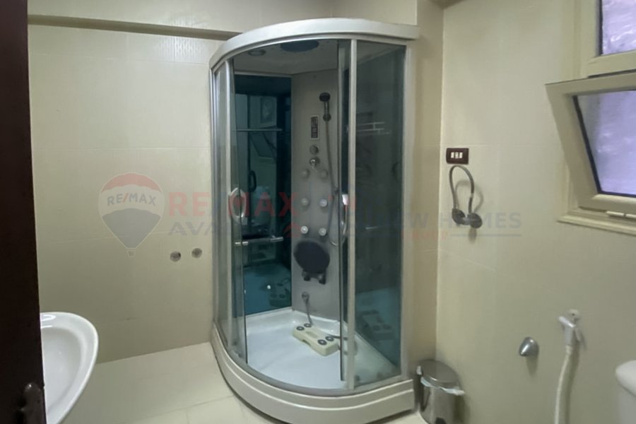Apartment for sale 195 m Kafr Abdu (Ahmed Abd El-Aziz St)