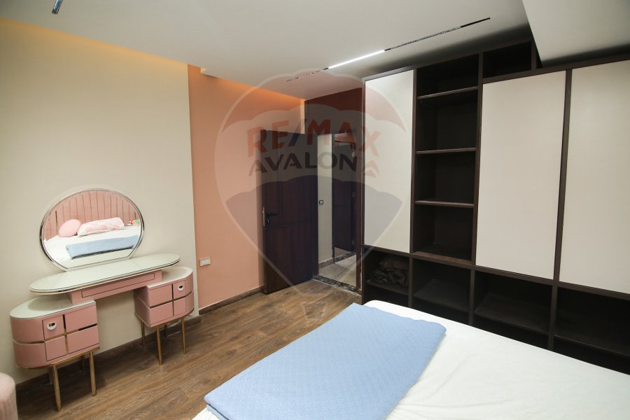 Apartment with garden for sale 217 m King Mariout (Alex West)