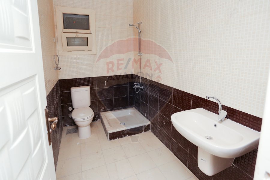 Apartment for sale 198 m Smouha (El sayadla 2 Compound)