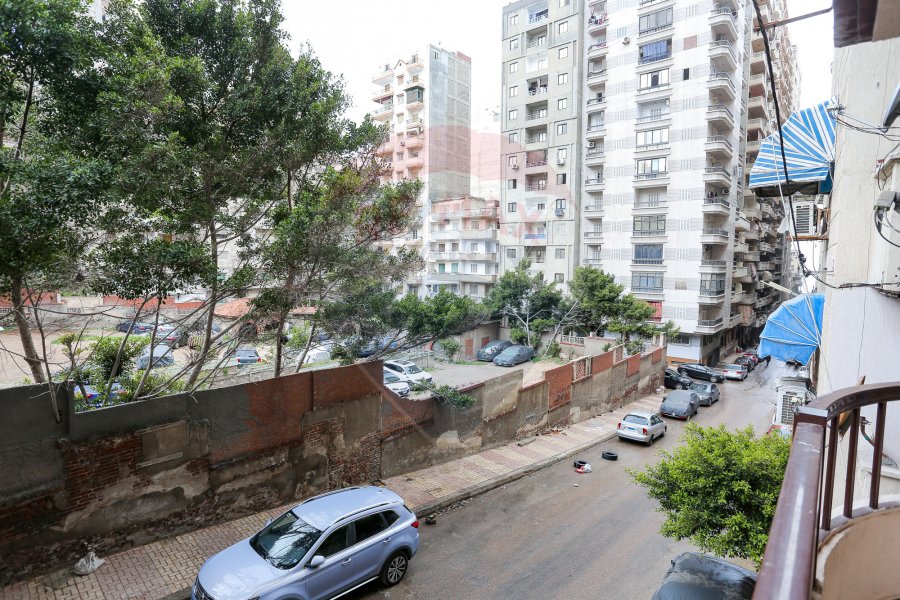 Apartment For Sale 90 m Sedi Bishr (Elesawy St.- Steps From The Sea)