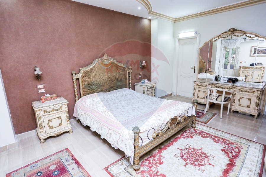 Apartment For Sale 240 m Stanly (abd elaziz Fahmy St.)