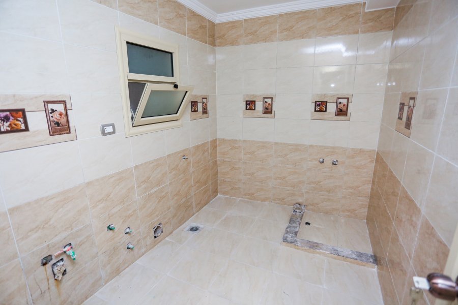 Apartment For Sale 135 m Miami (Qa2ed Albehar St. )