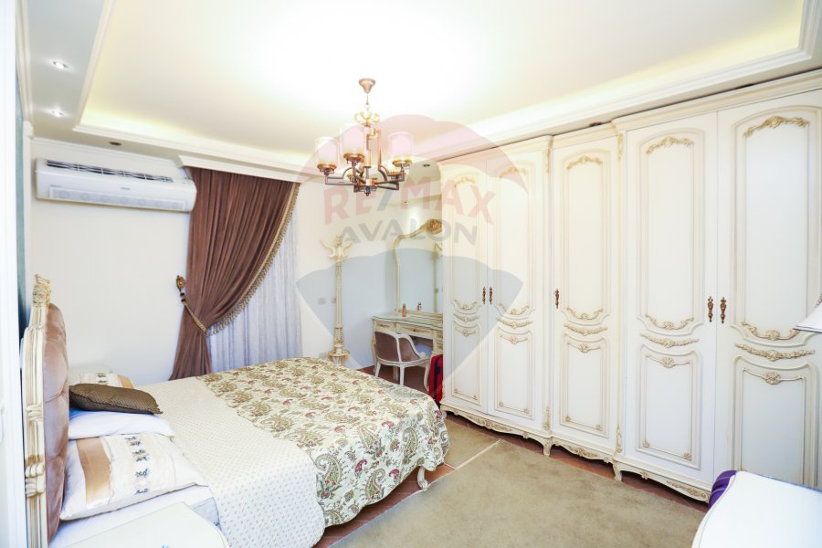 Apartment for sale 230 m Ebrahmia (steps from sea)