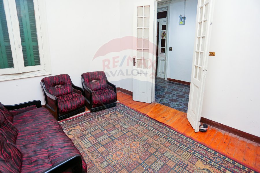 Apartment for sale 100 m Sporting ( Tannis St )