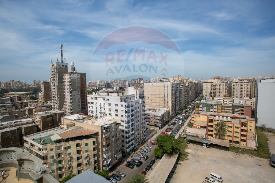 Penthouse for sale 465 m + 501 roof Smouha (Fawzi Moaz St - El-Lotus tower)