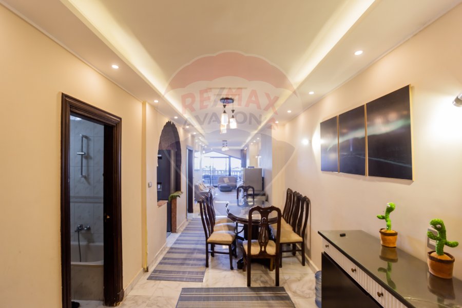 Administrative apartment for sale 170 m AL Mandara (Directly on the sea)