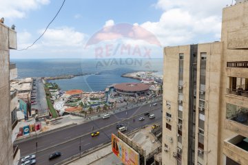 Apartment for sale 125 m Sidi Gaber (directly on the sea) - 3,500,000 EGP