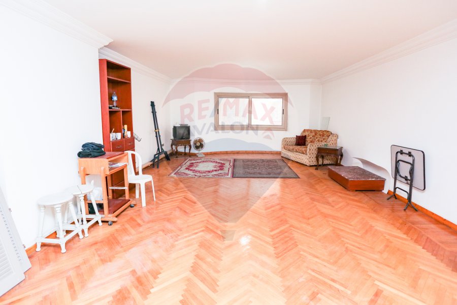 Apartment For Sale 275 m Louran (Sharaawy St .)