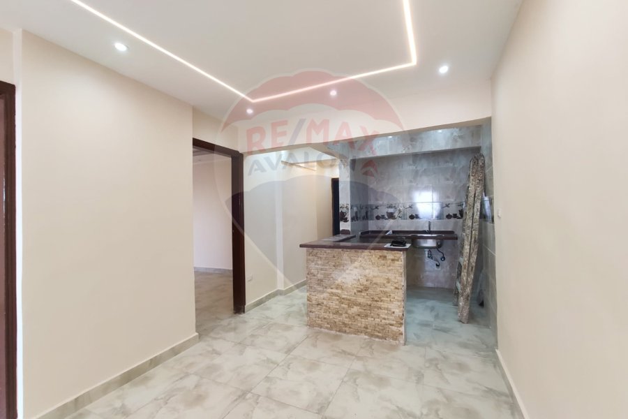 Apartment for sale 150 m Miami (el Gaish road - Bahr directly)