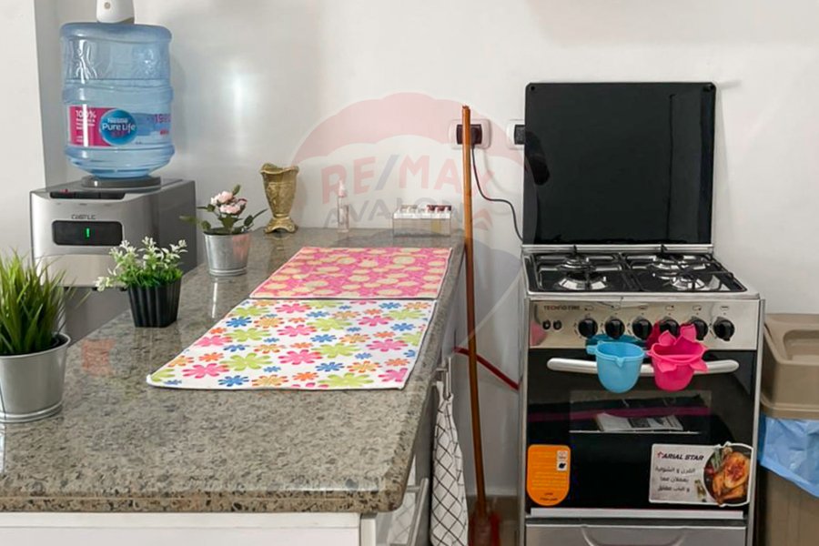 Chalet for sale (Emirates Heights - Ras Elhekma) 100 m + 25 m Garden