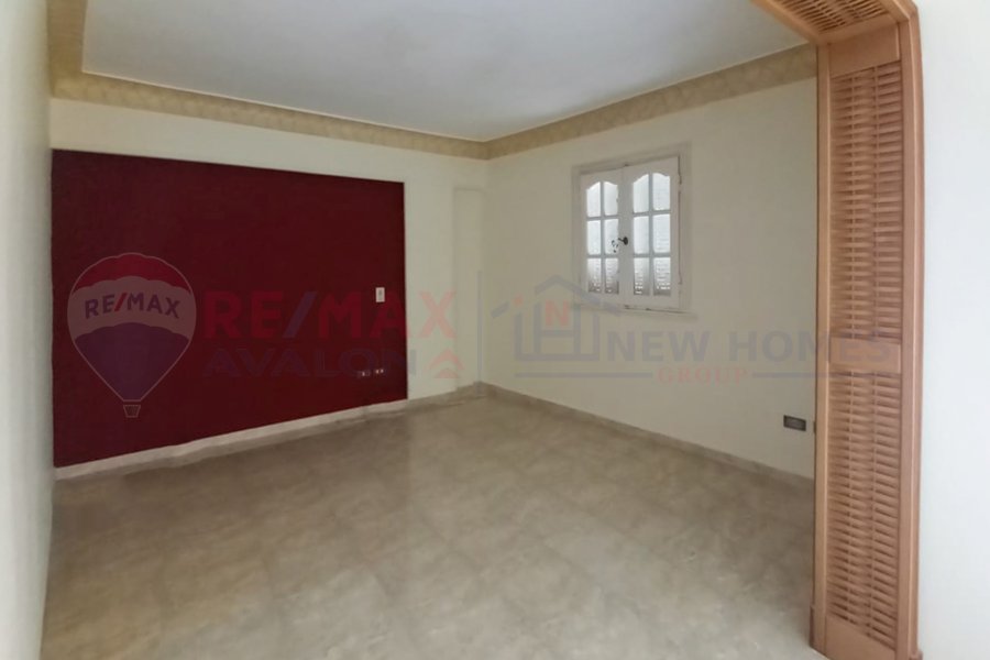 Apartment for rent 175 m Louran (Abu Qir st.)