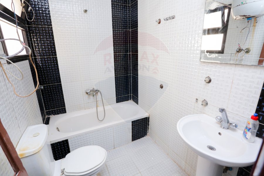 Apartment For Sale 280 m Janacklees (Saeed Zo Elfaqqar St.)