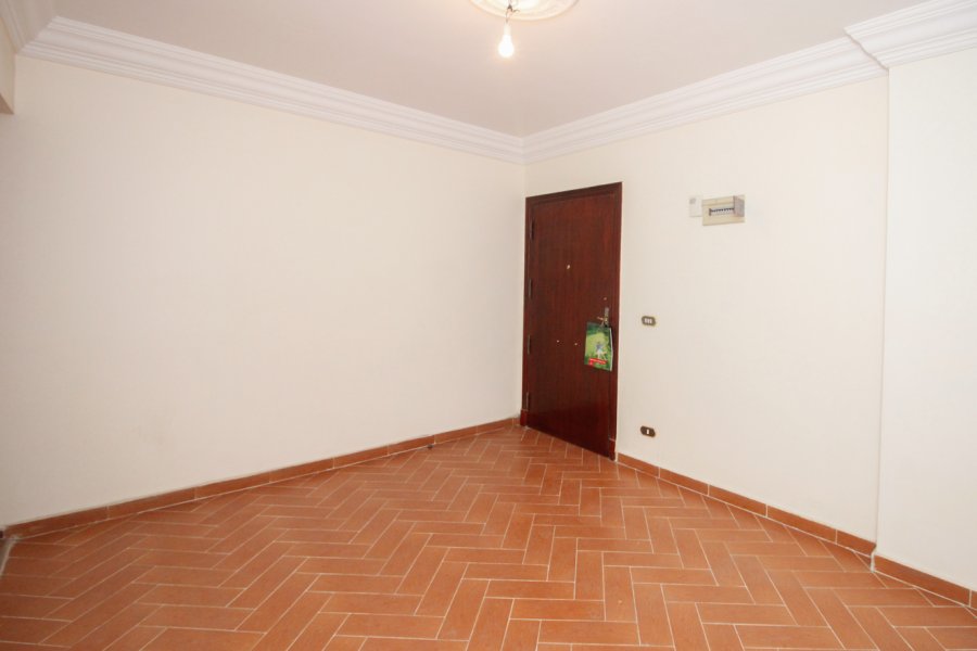 Apartment for sale 200 Stanley (Near by sea)
