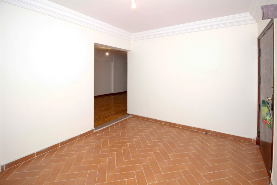 Apartment for sale 200 Stanley (Near by sea)