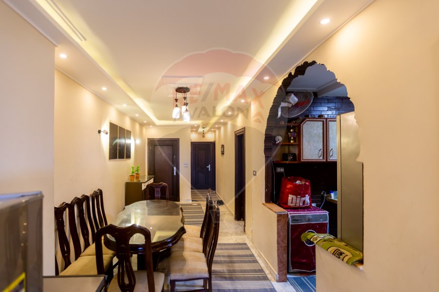 Administrative apartment for sale 170 m AL Mandara (Directly on the sea)