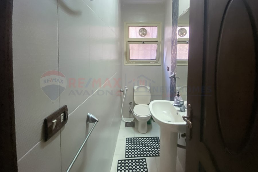 Apartment for sale 195 m Kafr Abdu (Ahmed Abd El-Aziz St)