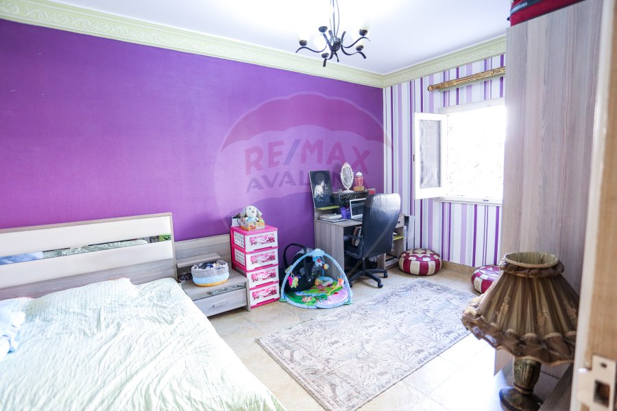 Apartment For Sale 240 m Stanly (abd elaziz Fahmy St.)