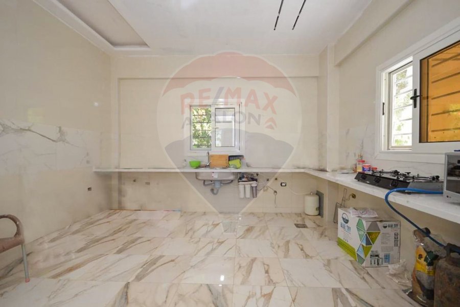 Standalone villa for sale 513 m King Mariout (steps from Aknesh Village)