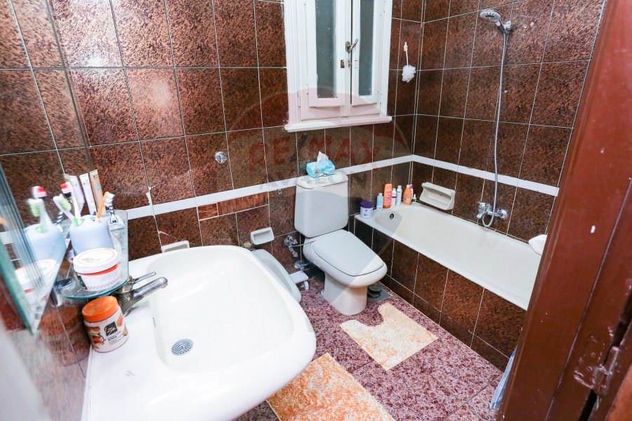 Apartment for sale 260 m Wabour El Meyah (Steps from Zewail Square)