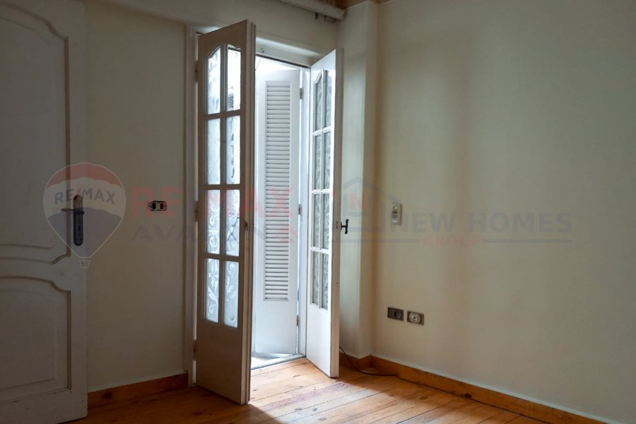 Apartment for rent 175 m Louran (Abu Qir st.)