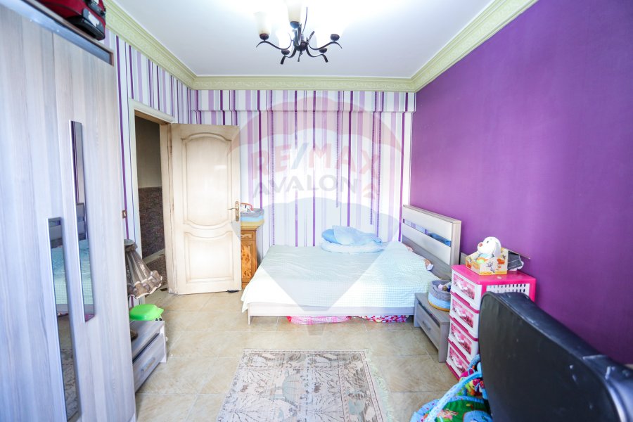 Apartment For Sale 240 m Stanly (abd elaziz Fahmy St.)