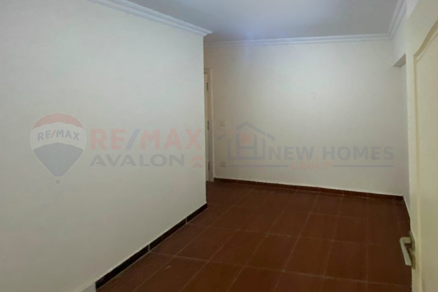 Apartment for sale 100 m Gleem (Zahran Roushdy st.)