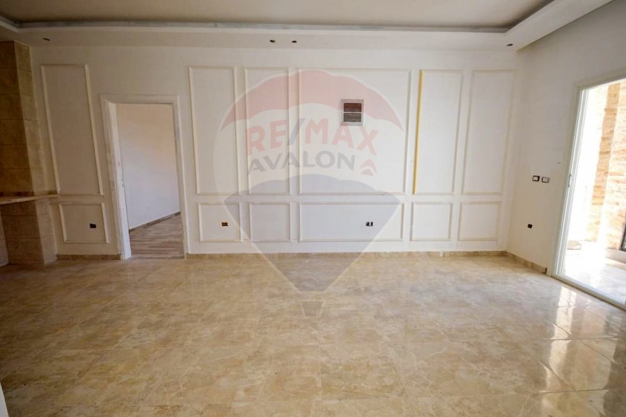 Standalone villa for sale 513 m King Mariout (steps from Aknesh Village)