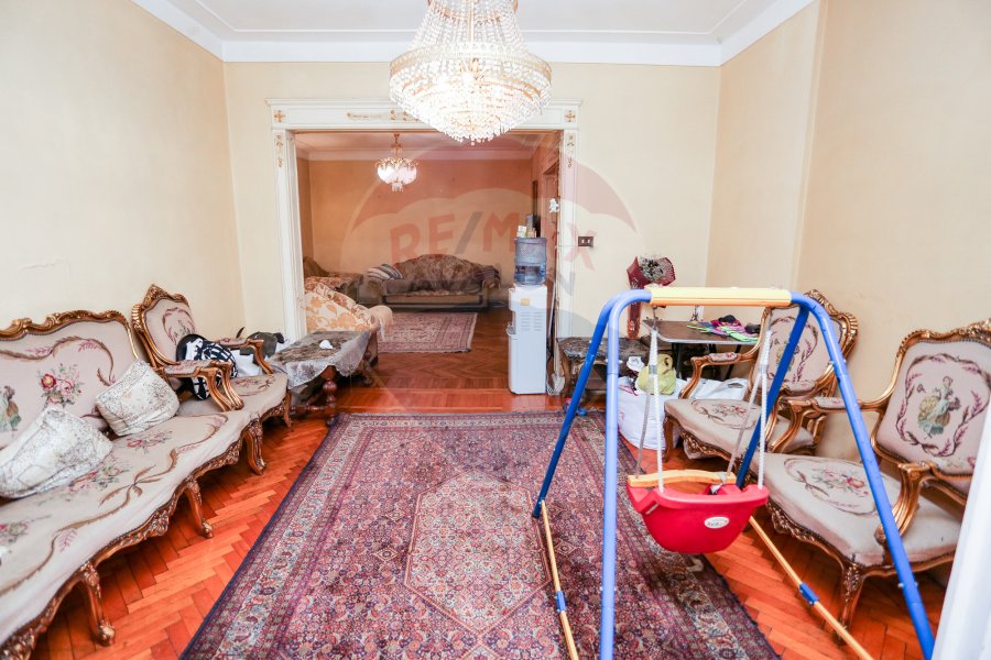 Apartment for sale 280 m Saba Basha(sec num from the sea)