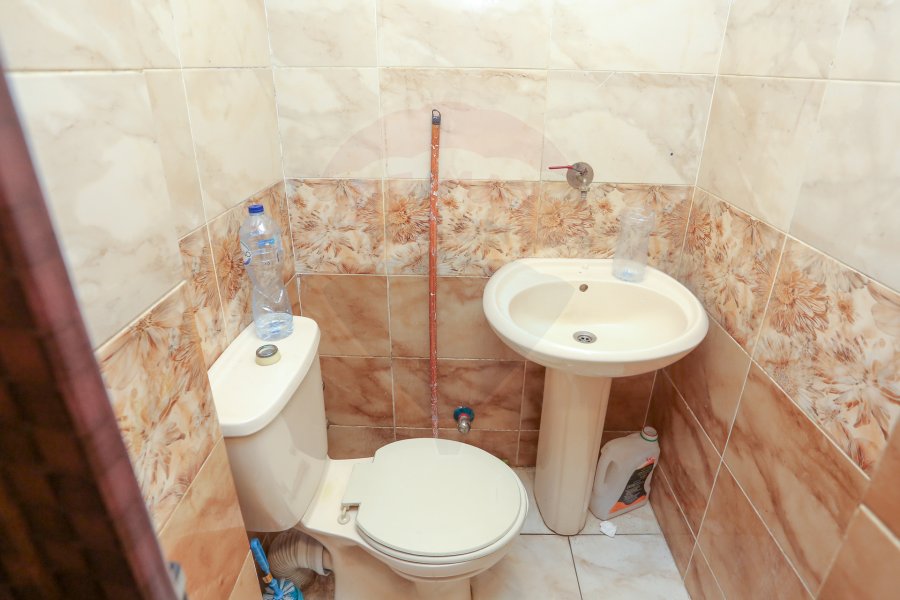 محل 85 م + صندرة 40 م للبيع ميامي (خطوات من اسكندر إبراهيم)