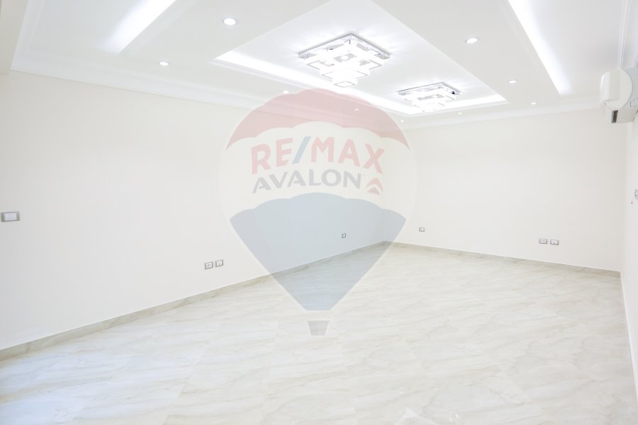 Apartment for Sale 526 m smouha (antonides compound)