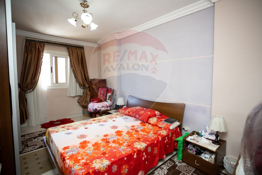 Apartment for sale 100 m Cleopatra (Third number from the sea)
