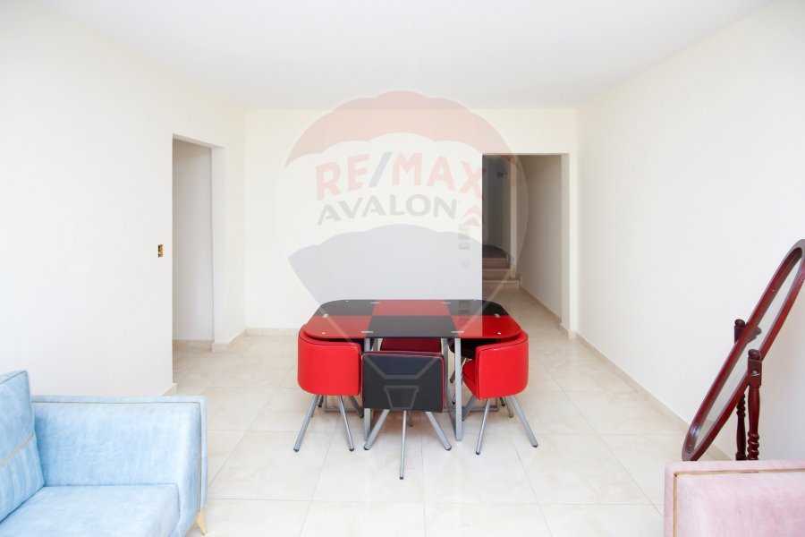 Furnished apartment for rent 160 m Gleem (Abd El-Salam Aref St)
