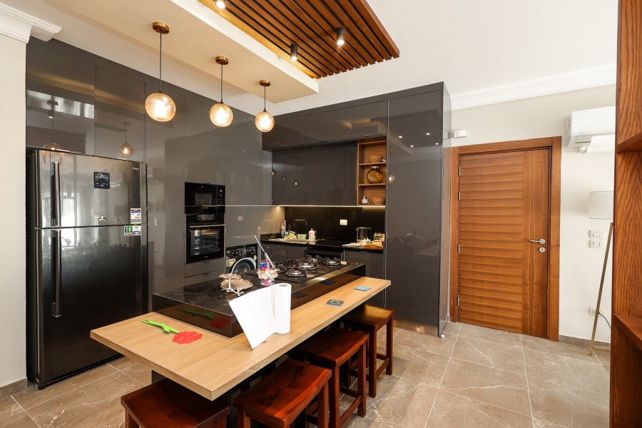 Villa for sale in Ras Al-Hikma (La Vista) - 220 m