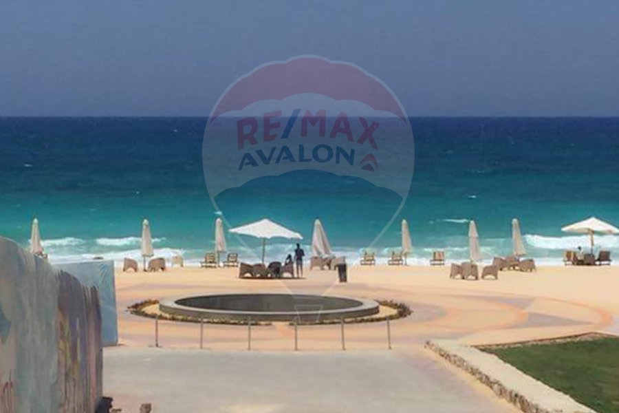 Chalet + roof for sale 100 m + 100 m coast (Emirates Heights Village)