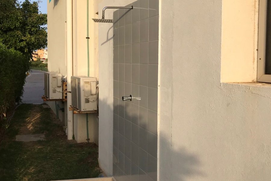 Ground chalet with garden 100 m for sale (MountView - Greek island)
