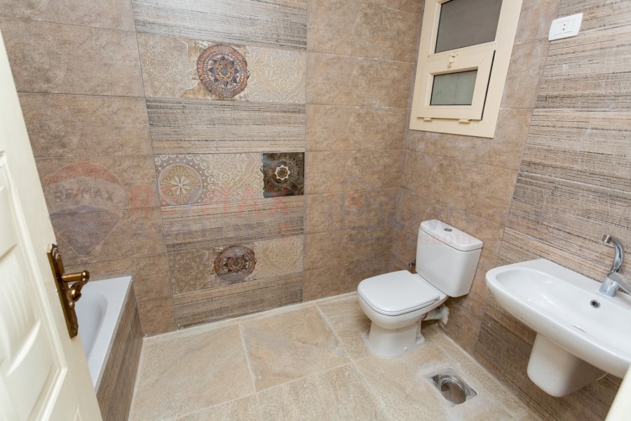 Apartment for sale 185 m New Smouha (Pharmicists towers)
