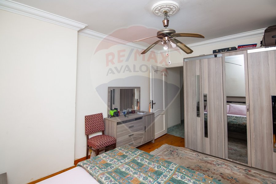 Apartment for sale 160 m sporting (Directly on the tram)