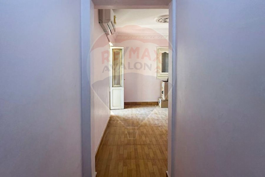 Apartment for sale 110 m Moharam Bek (Al-Muftish St. - Wabour El-Mayah Extension)