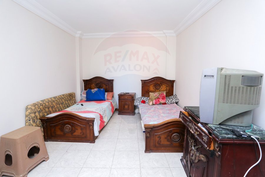Apartment For Sale 280 m Janacklees (Saeed Zo Elfaqqar St.)