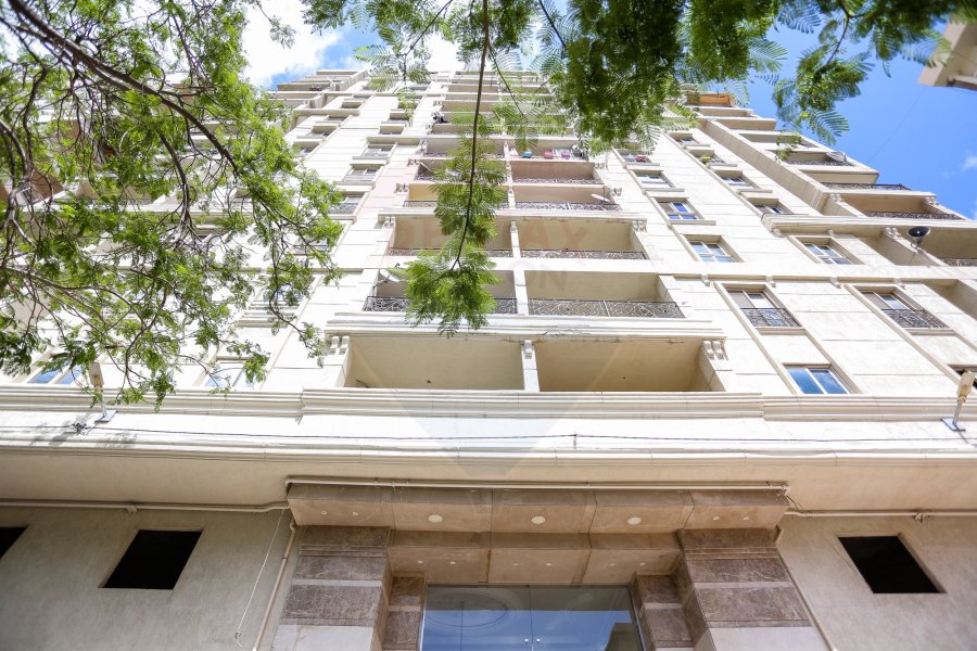 Apartment For Sale 180 m Wabour Elmaya (In Front Of La Mère De Dieu College) - Half Finished
