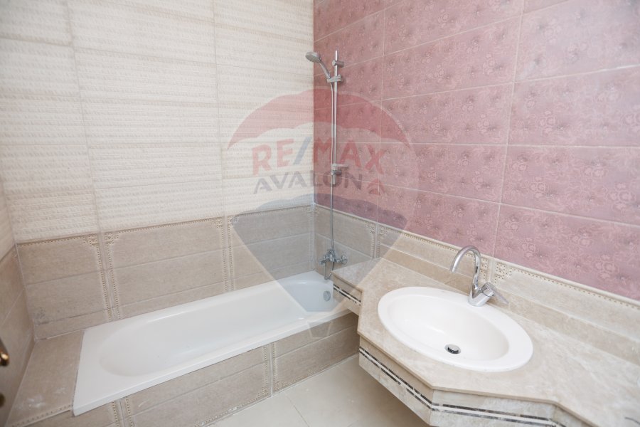 Apartment for Rent 245 m Smouha (Moustafa Kamel St)