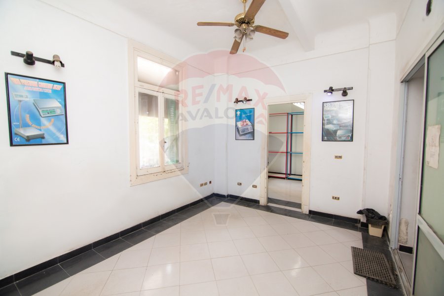 Administrative apartment for sale 125 m (directly on the tram - and steps from Abu Qir Street)