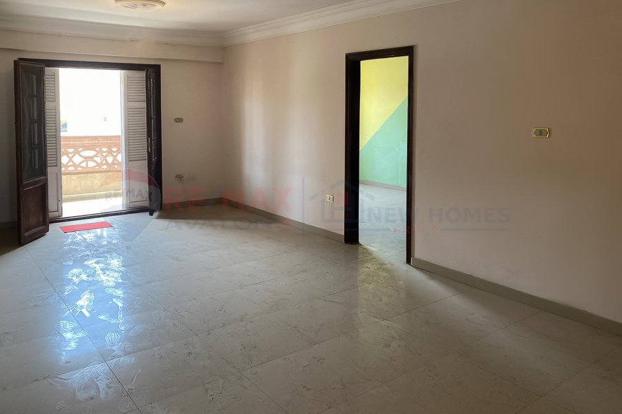 Apartment for sale 125 m New Smouha (beside Al-Ithad club)