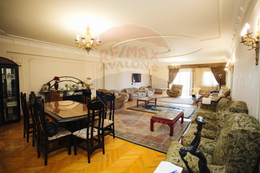 Apartment for sale 243 m Smouha (Bahaa Al-Din Elghatory St)