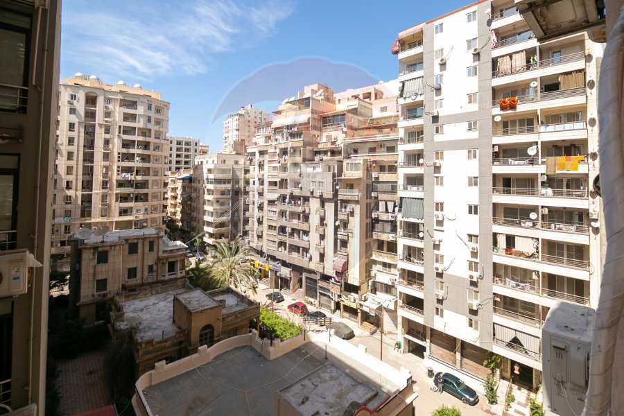 Apartment for sale 150 m Louran (The second number of Abu Qir St.)