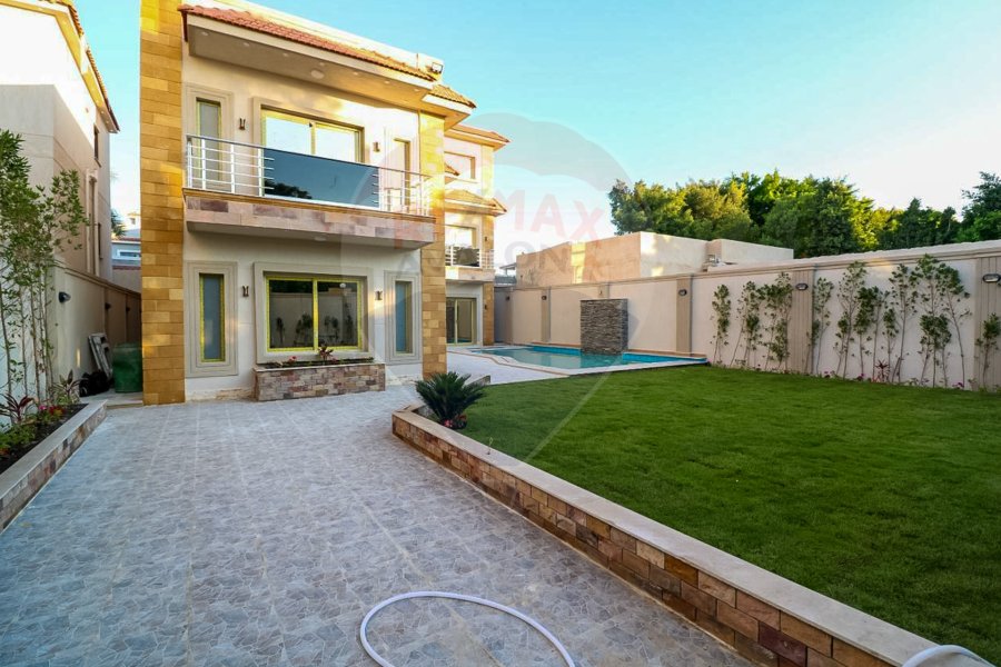 Standalone villa for sale King Mariout (Rashid Street) 420 m
