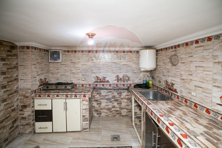 Villa for sale 375 m Muharram Bek (villa district - next to Palm Hills)