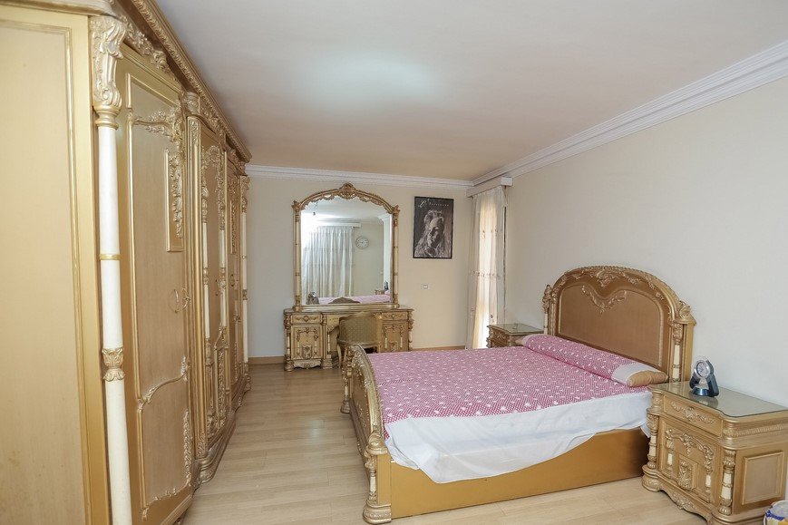 Apartment for sale 270m Laurent (Seif Tower)