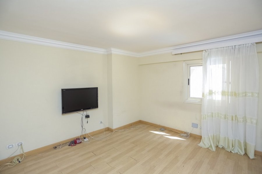 Apartment for sale 270m Laurent (Seif Tower)